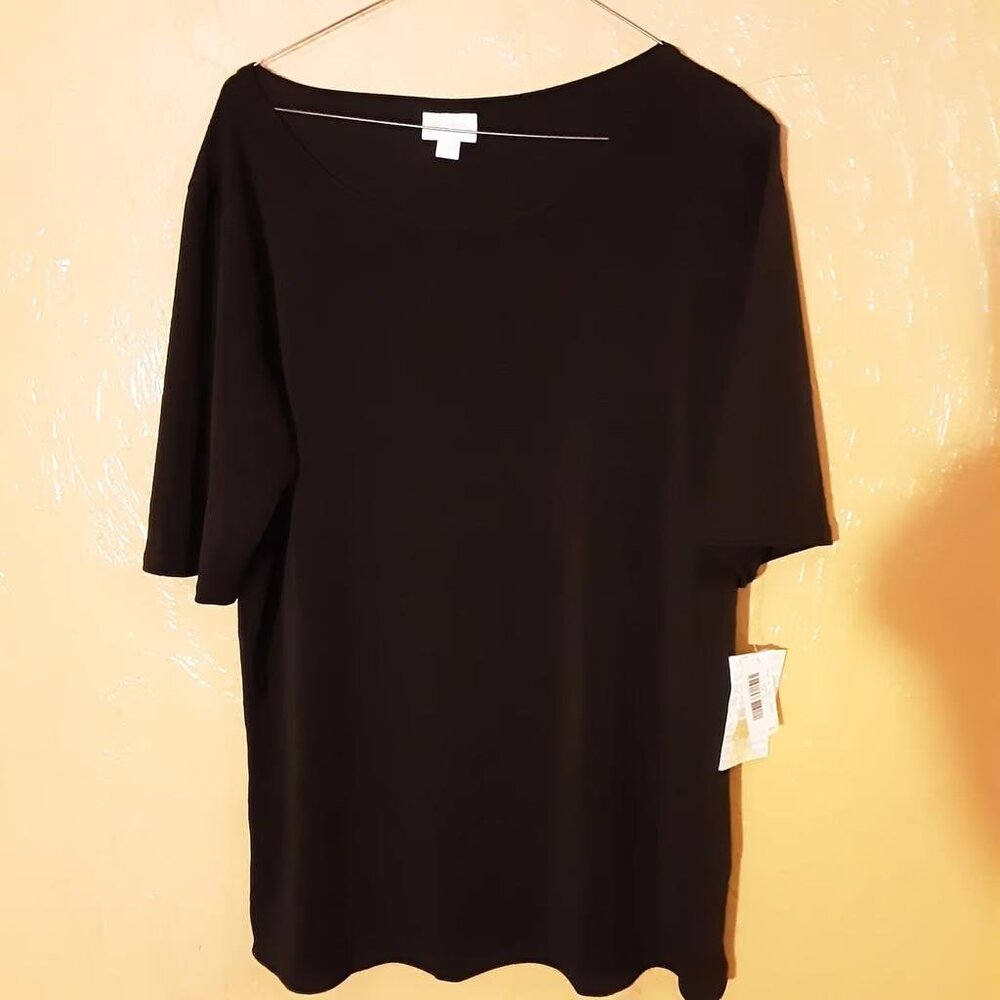 LULAROE WOMENS BLACK SHORT SLEEVE SHIRT SIZE 3X